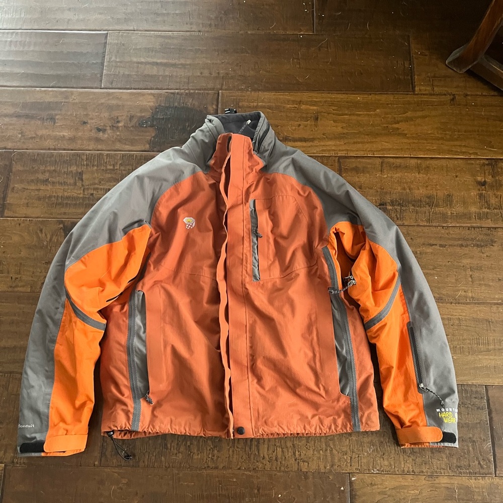 Mountain hardwear ski jacket
